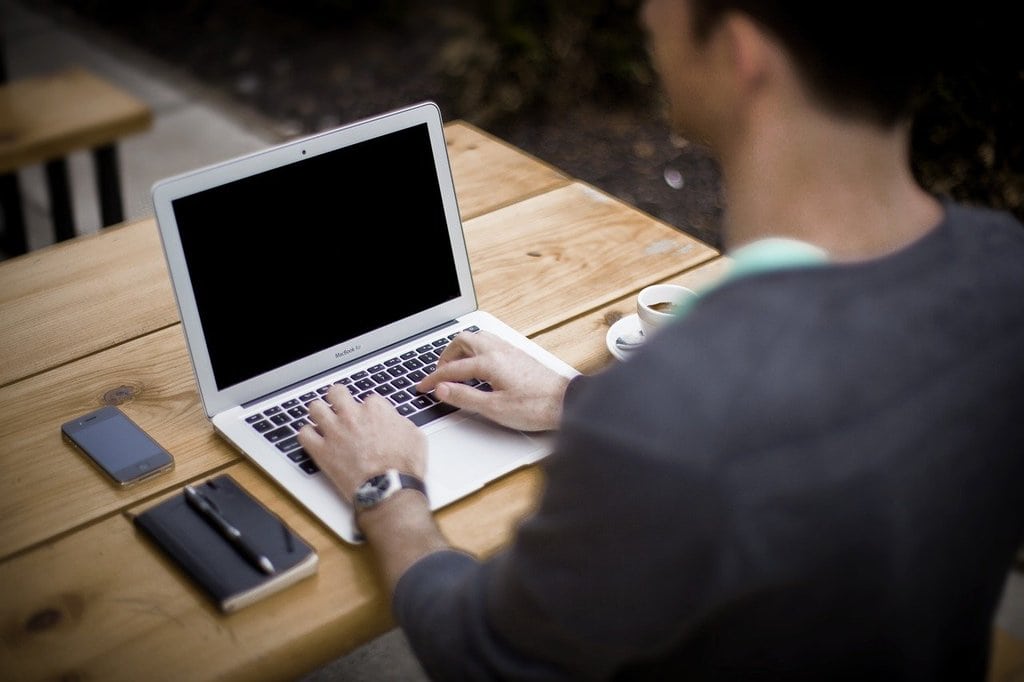 ChatGPT en français : la solution gratuite signée Yiaho
